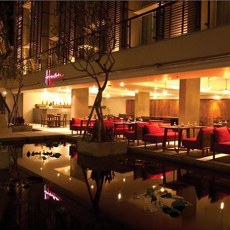 Ananta Legian Hotel Exteriör bild