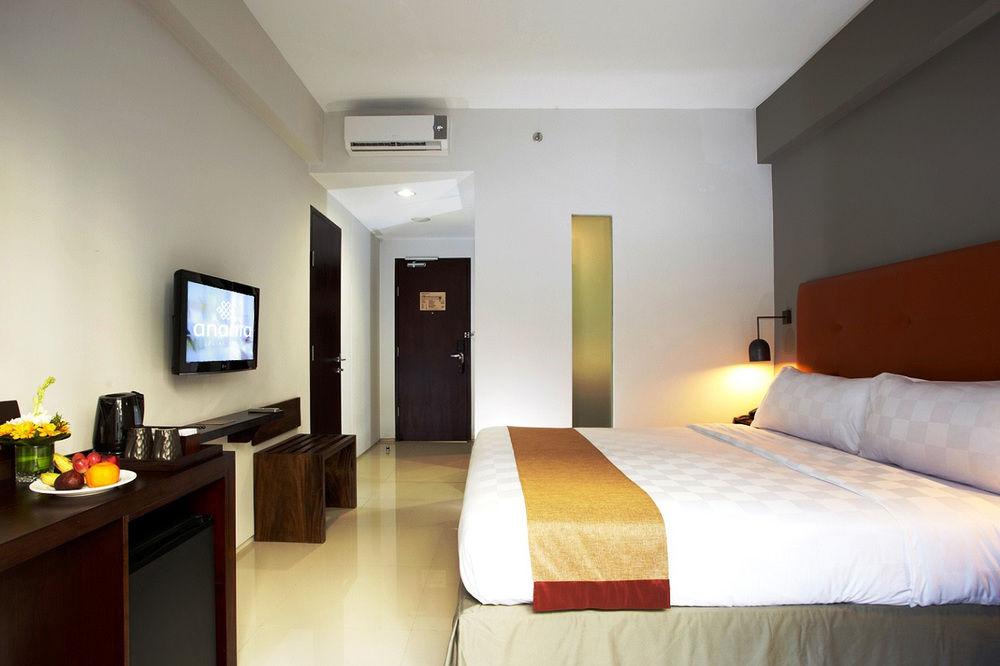 Ananta Legian Hotel Exteriör bild