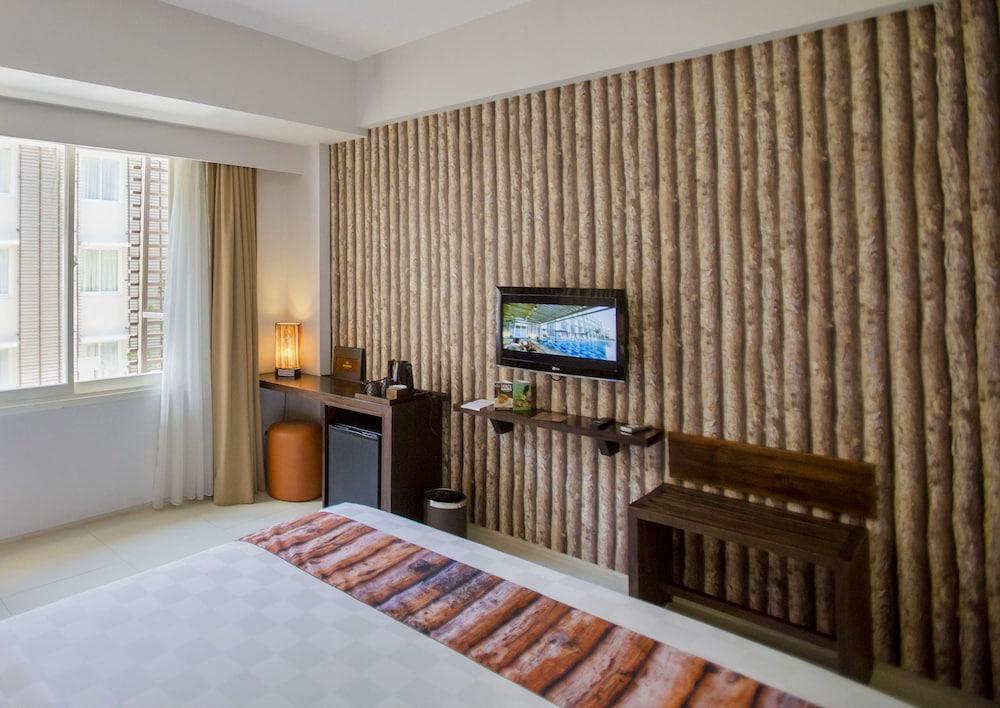 Ananta Legian Hotel Exteriör bild